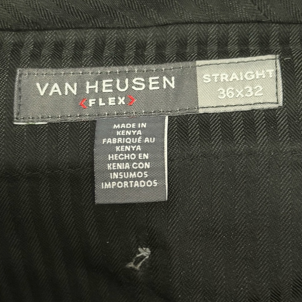 Van Heusen Men's Flex Flat Front Straight Fit Pants Silver Gray Size 36x32 - Picture 10 of 10
